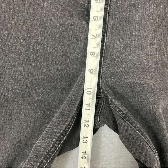 Penningtons Straight Fit Black Jeans Women's Plus Sz 16 Mid Rise 2 Button Waist - Picture 9 of 11